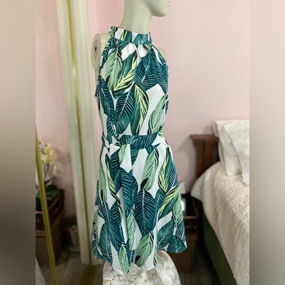 Vacation Tropical Racerback NWOT Destination Wedding Guest - Picture 1 of 9